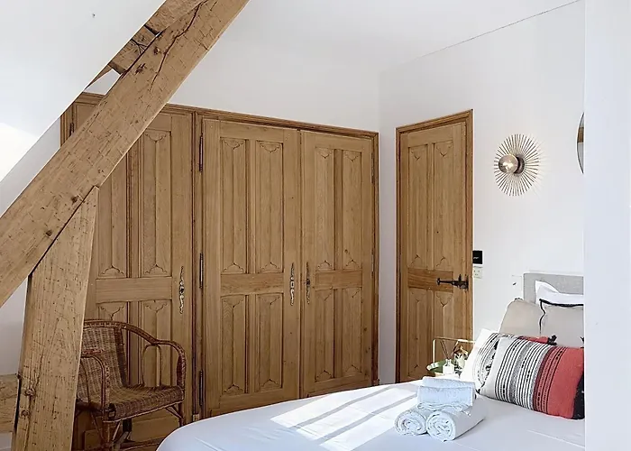 Elysia Yourhosthelper Villa Touques